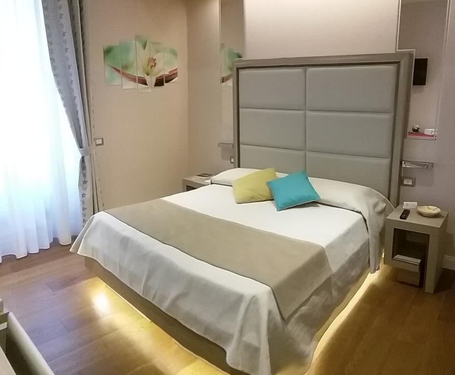 Pensión Domus Clara 3*